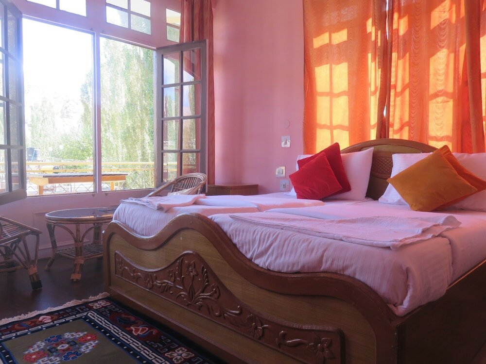 Фото Tih Hotel Maryul