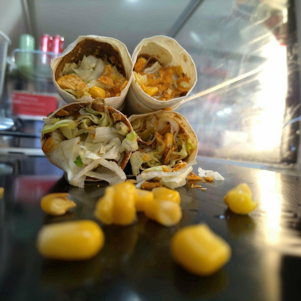 Comida rápida Meshur Adiyaman Cig Koftecisi Omer Aybak, , foto