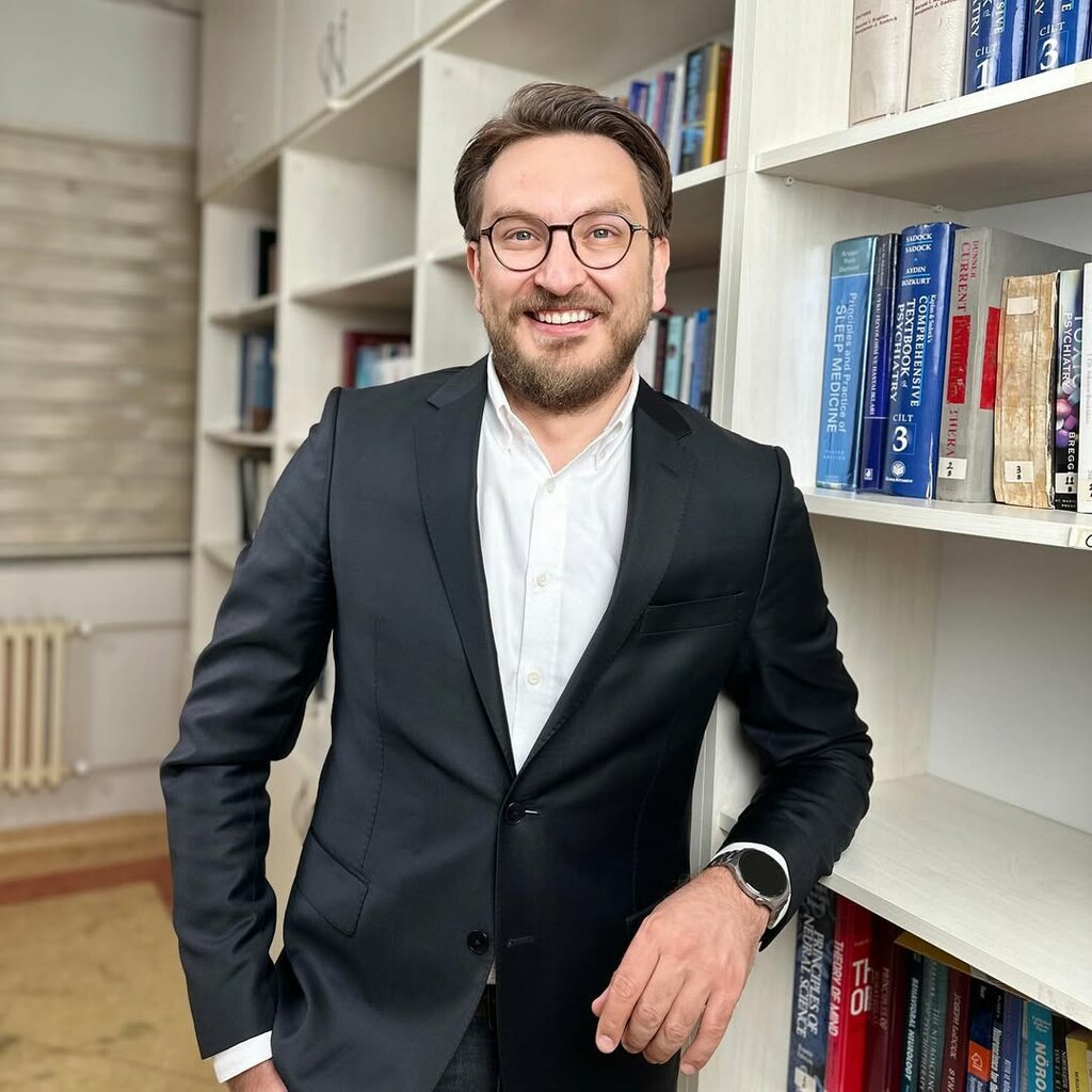 Psychiatrist Assoc. Prof. Dr. Alparslan Cansiz, Ankara, photo