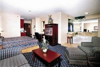 Фото Holiday Inn Express & Suites Farmington, an Ihg Hotel