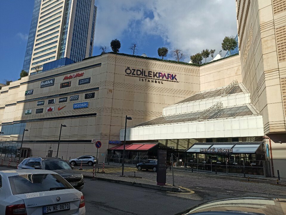 Opticial store Emo Optik, Istanbul, photo