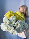 Flowers In Vase (Izhevsk, Lenina Street, 114) ، محل زهور