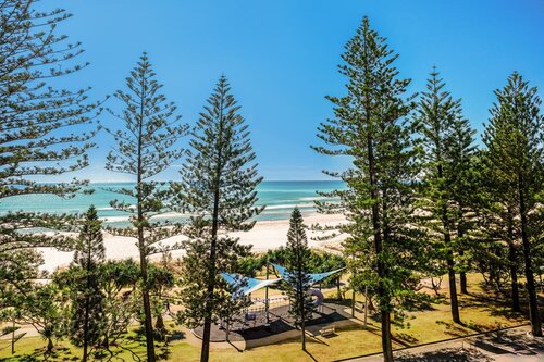 Внешний вид отеля Mantra Coolangatta Beach в Голд-Косте, фото 4