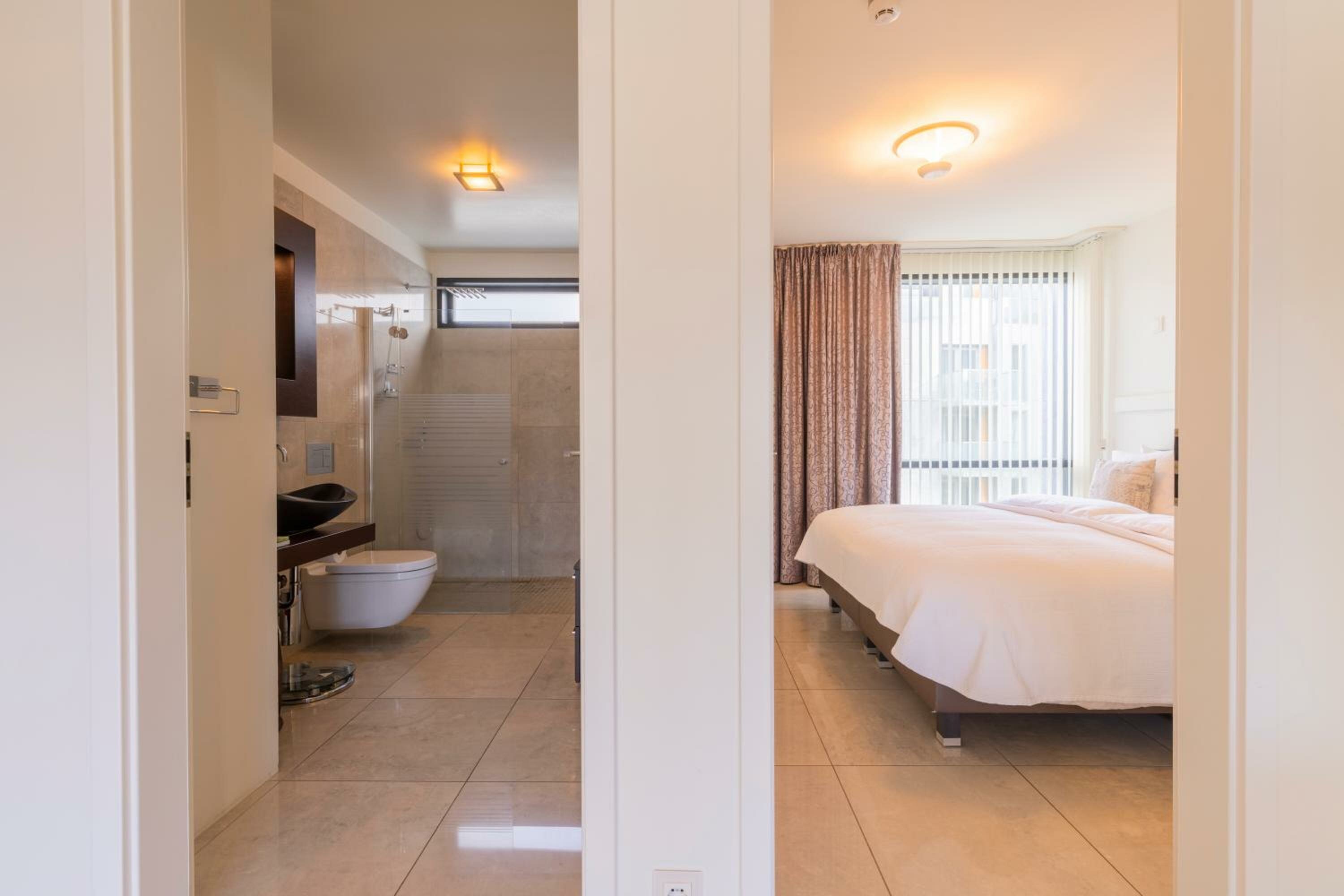 Фото Black Pearl