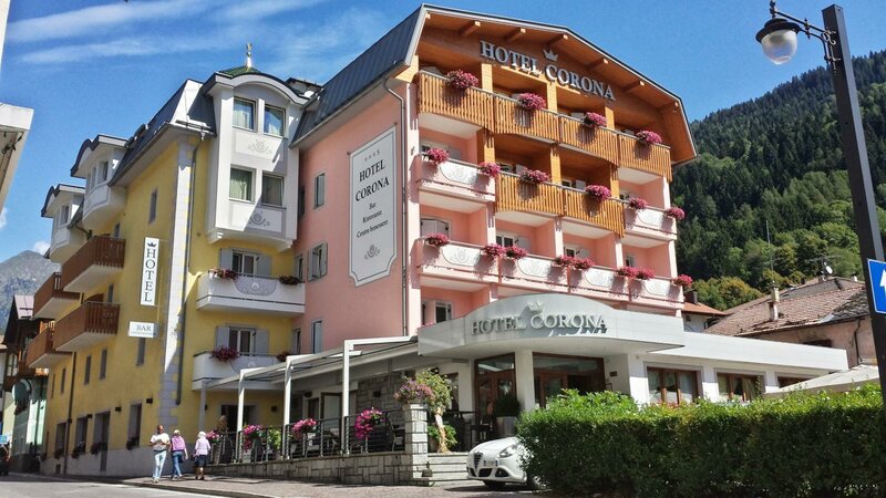 Гостиница Hotel Corona Wellness & Family