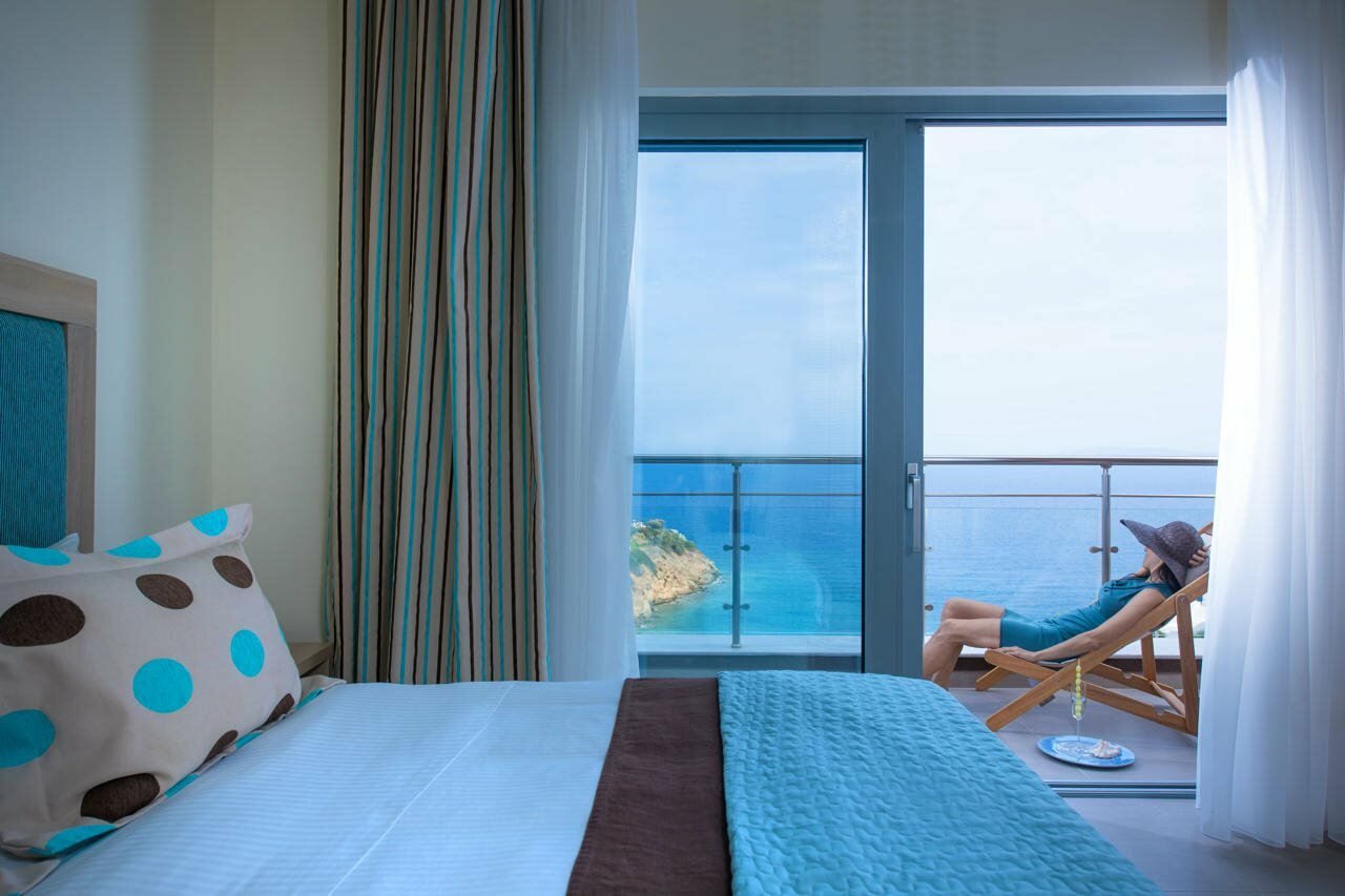 Фото Blue Bay Resort Hotel