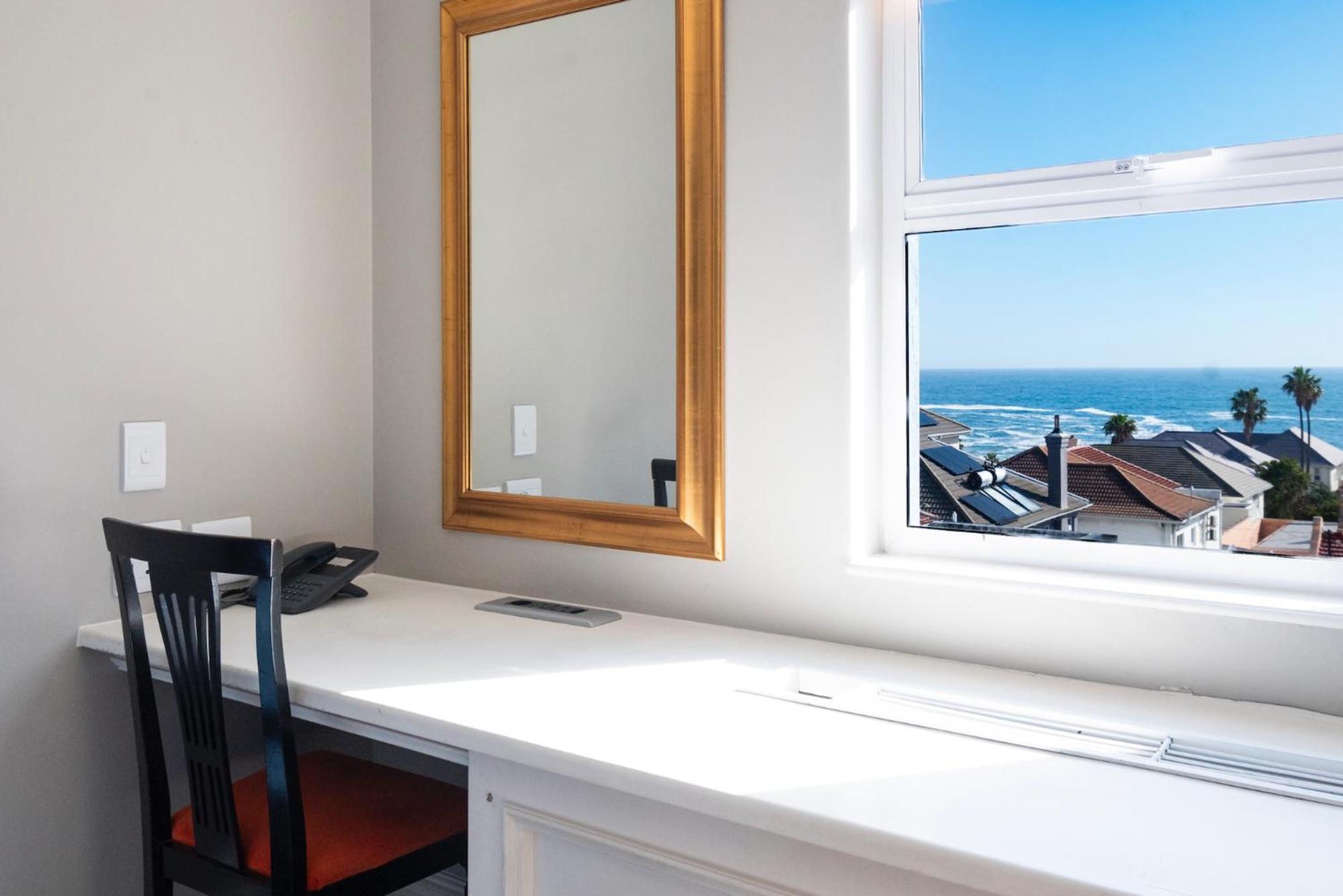 Фото The Bantry Aparthotel by Totalstay