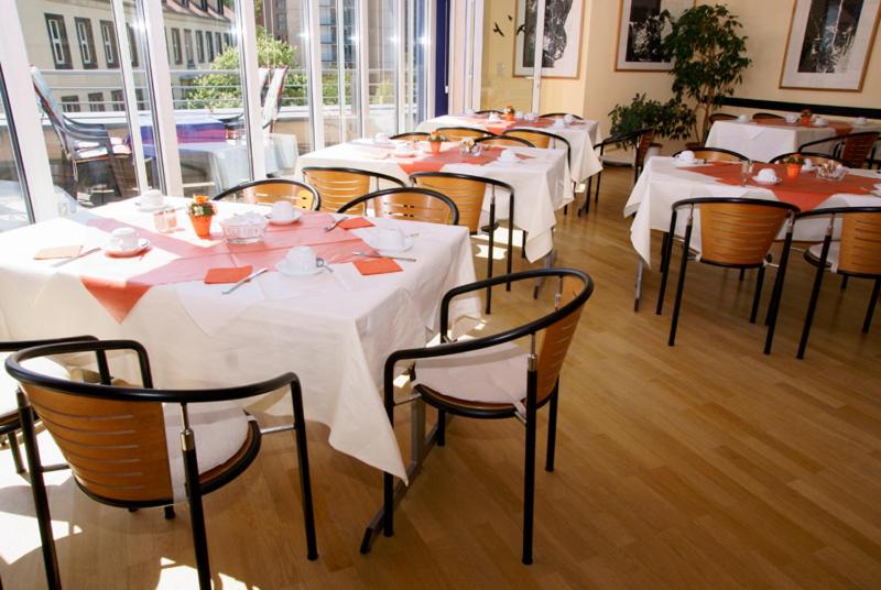 Фото 51855668046