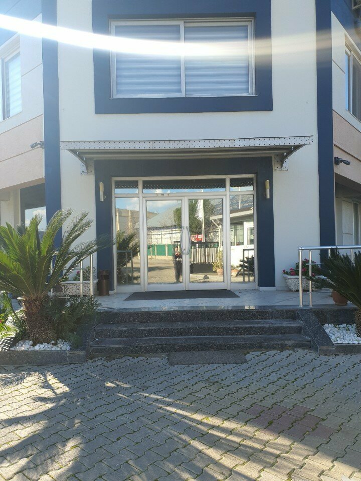 Auto parts and auto goods store Hamle, Izmir, photo