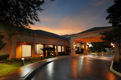 Гостиница Courtyard by Marriott Houston Hobby Airport в Хьюстоне