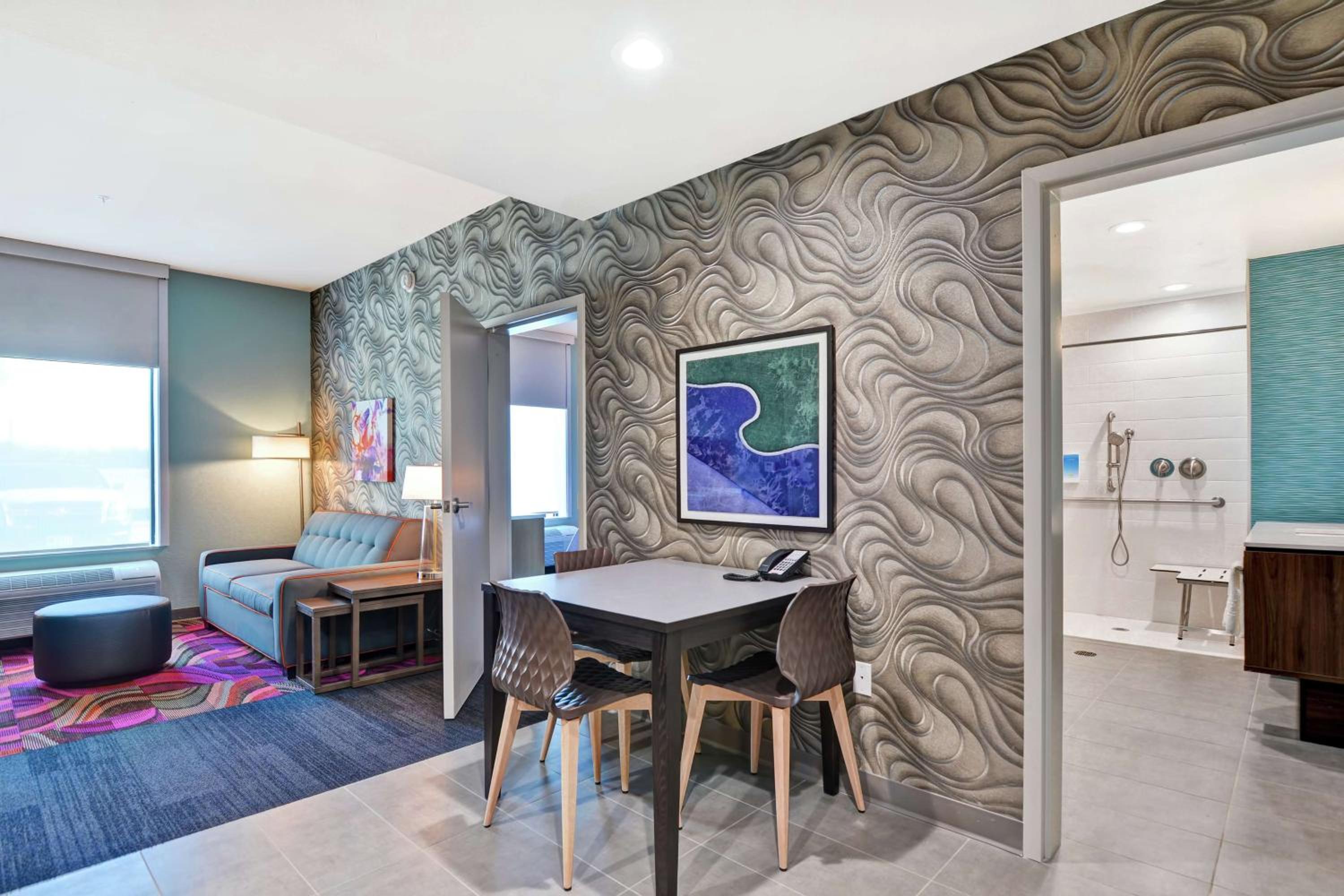 Фото Home2 Suites by Hilton McKinney