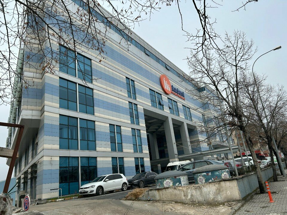 Centro médico, clínica Ozel Akademi Meram Hastanesi, , foto
