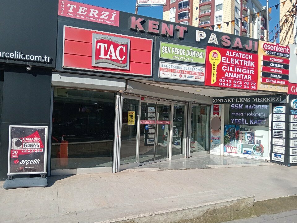 Market Kent Passage, Istanbul, photo