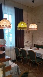 Romanovo podvorie (Alapayevsk, ulitsa Korobkina, 14к95), cafe