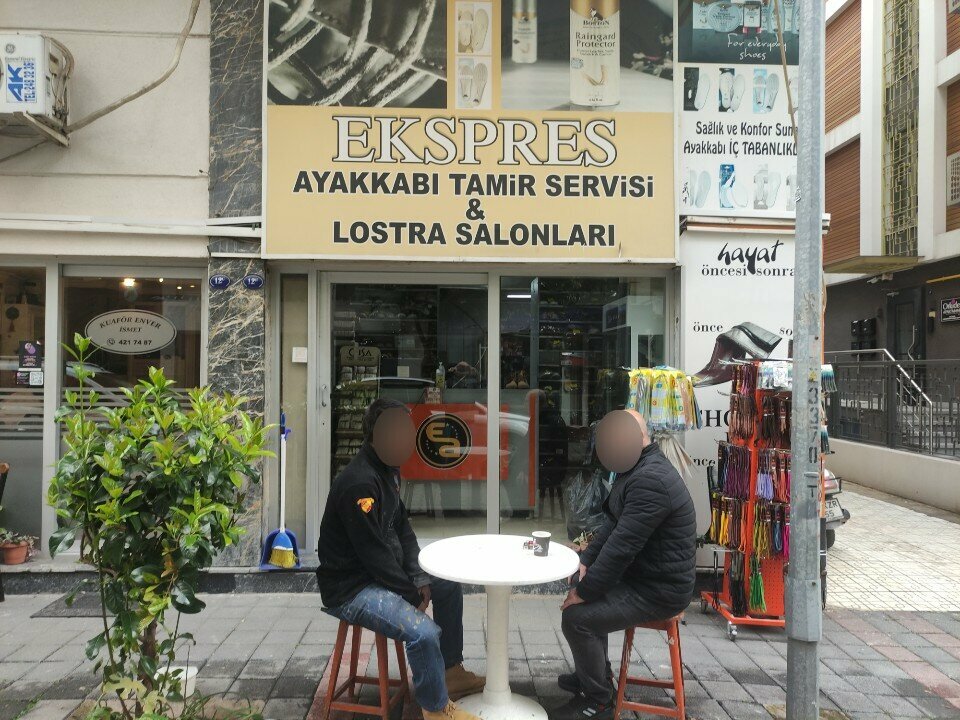 تصليح الأحذية Ekspres Ayakkabı Tamir ve Lostra Salonları ، إزمير، صورة