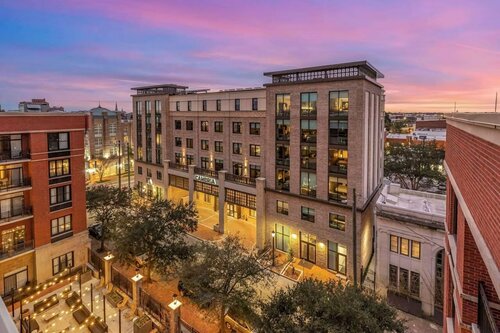Гостиница Cambria Hotel Savannah Downtown Historic District в Саванне