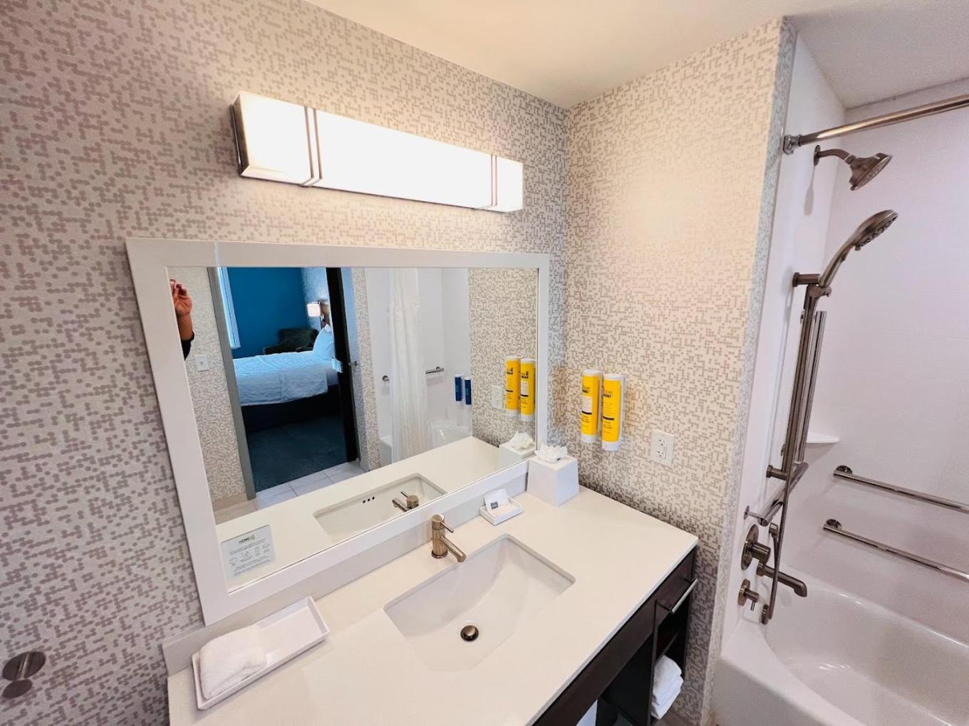 Фото Home2 Suites by Hilton Pensacola Airport Medical Center