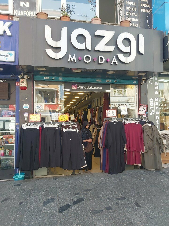 Clothing store Yazgı Moda Levent, Istanbul, photo