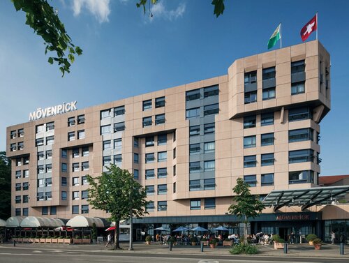 Гостиница Mövenpick Hotel Lausanne в Лозанне