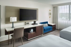 Гостиница Marriott Kansas City Overland Park