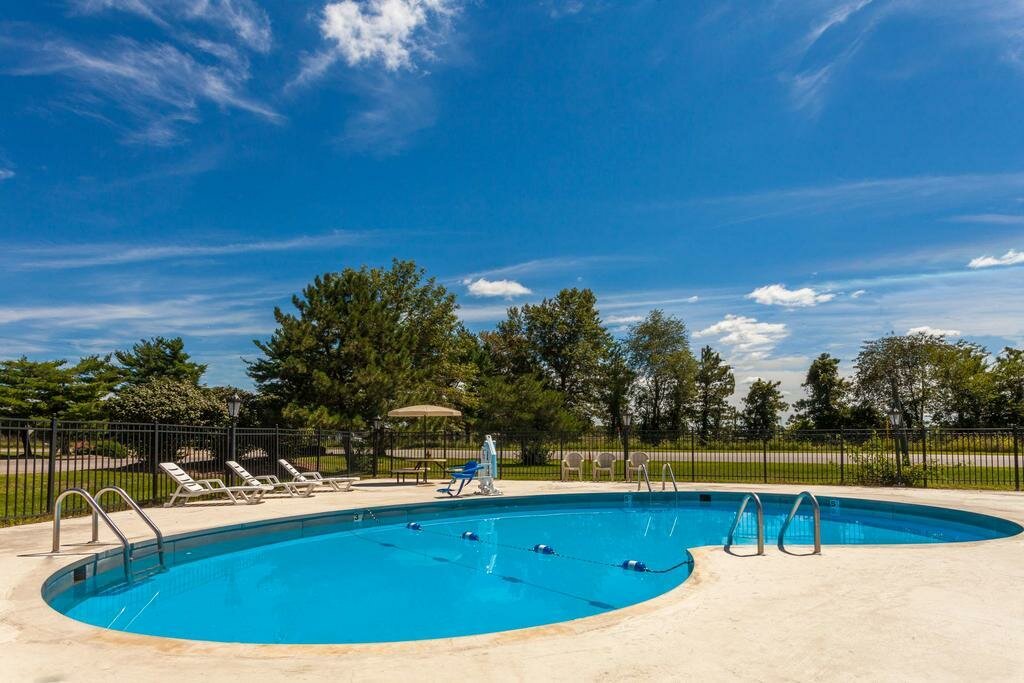 Hotel Knights Inn - Seymour, State of Indiana, photo