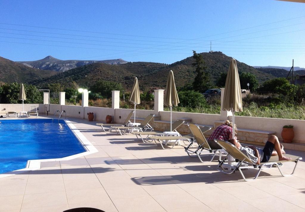 Фото Hiona Holiday Hotel