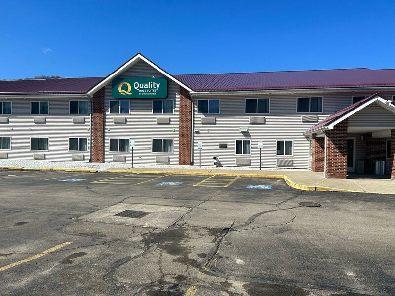 Гостиница Quality Inn & Suites