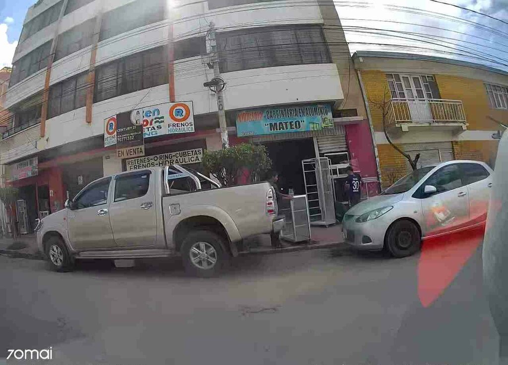 Glass workshop Mateo, Cochabamba, photo