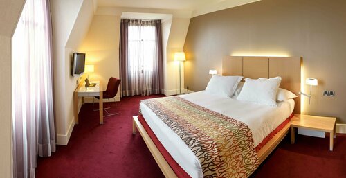 Гостиница Radisson Blu Hotel, Paris-Boulogne в Булони-Бийанкуре