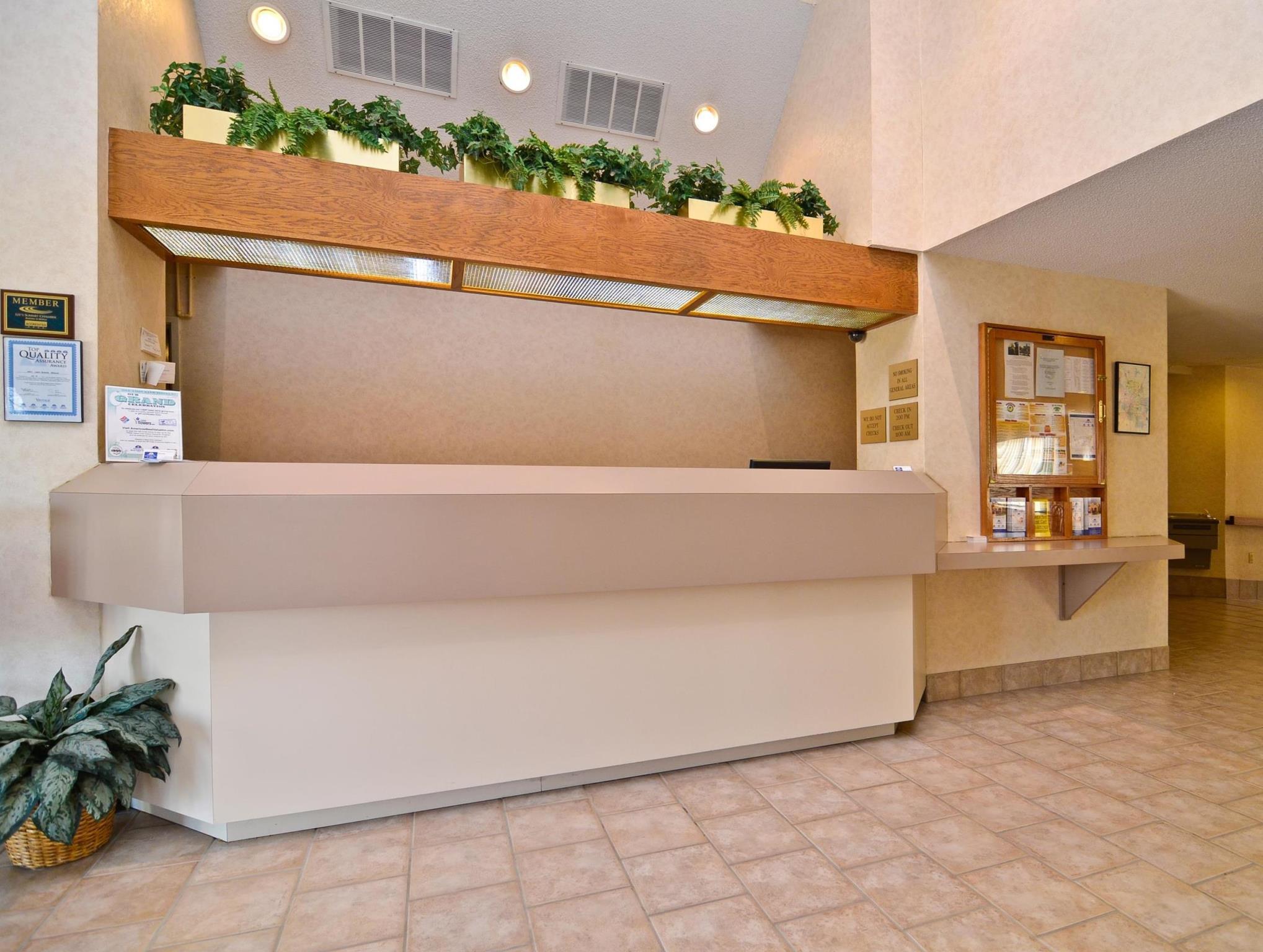 Фото Quality Inn Lees Summit - Kansas City