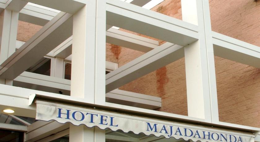 Фото Hotel Majadahonda