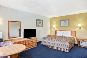 Travelodge by Wyndham Banning Ca Near Casino/Outlet Mall