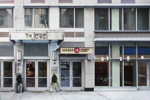 The Jewel, a Club Quarters Hotel, Opposite Rockefeller Center