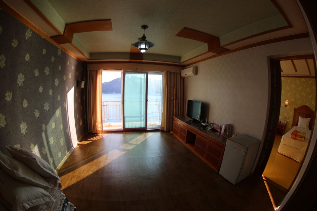 Фото Jangsungpo Beach Hotel