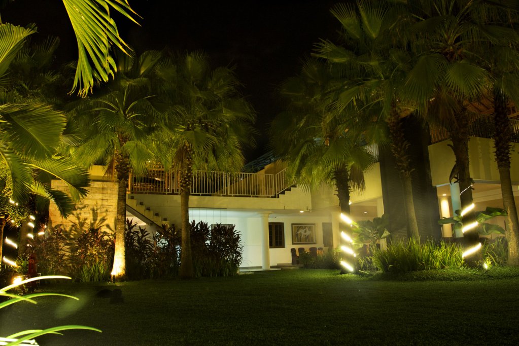 Фото Sare Hotel Yogyakarta