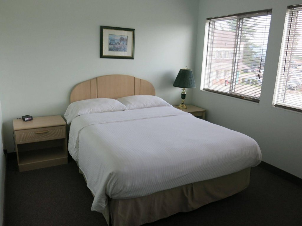 Фото Shemron Suites Hotel