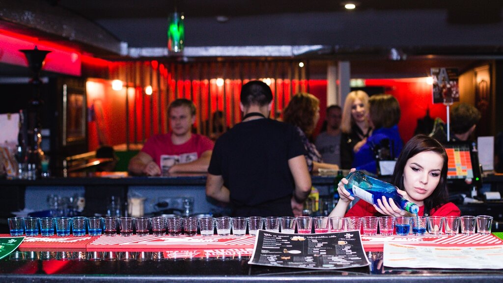 Бар три топора тольятти