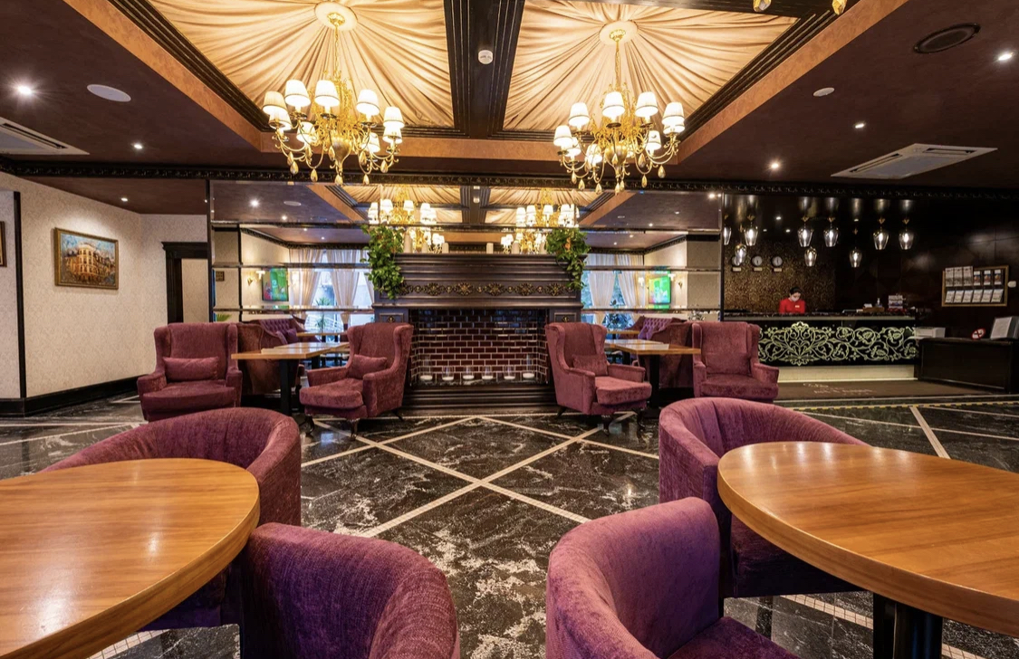 Фото Атташе