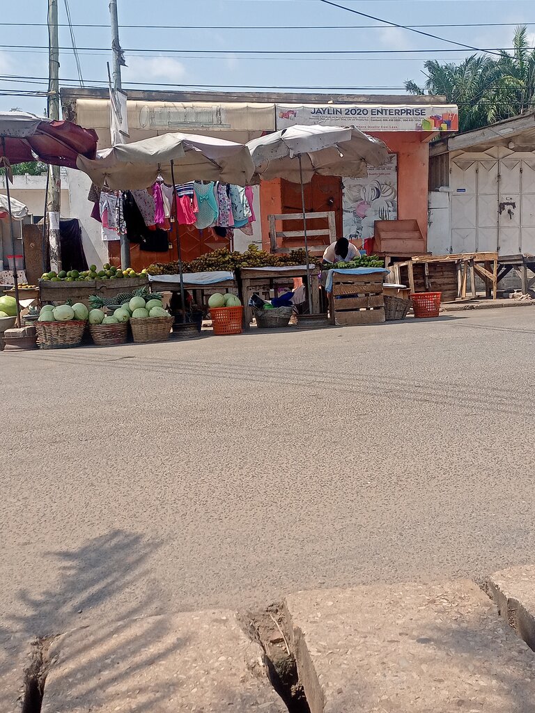 Bowling Jaylin 2020 enterprise, Accra, photo
