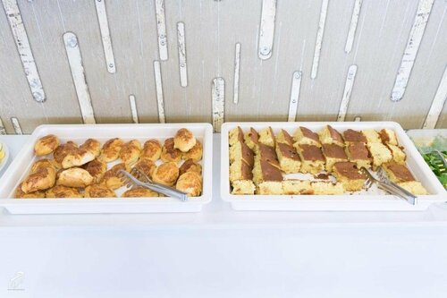Гостиница Dosco Hotel в Тушбе