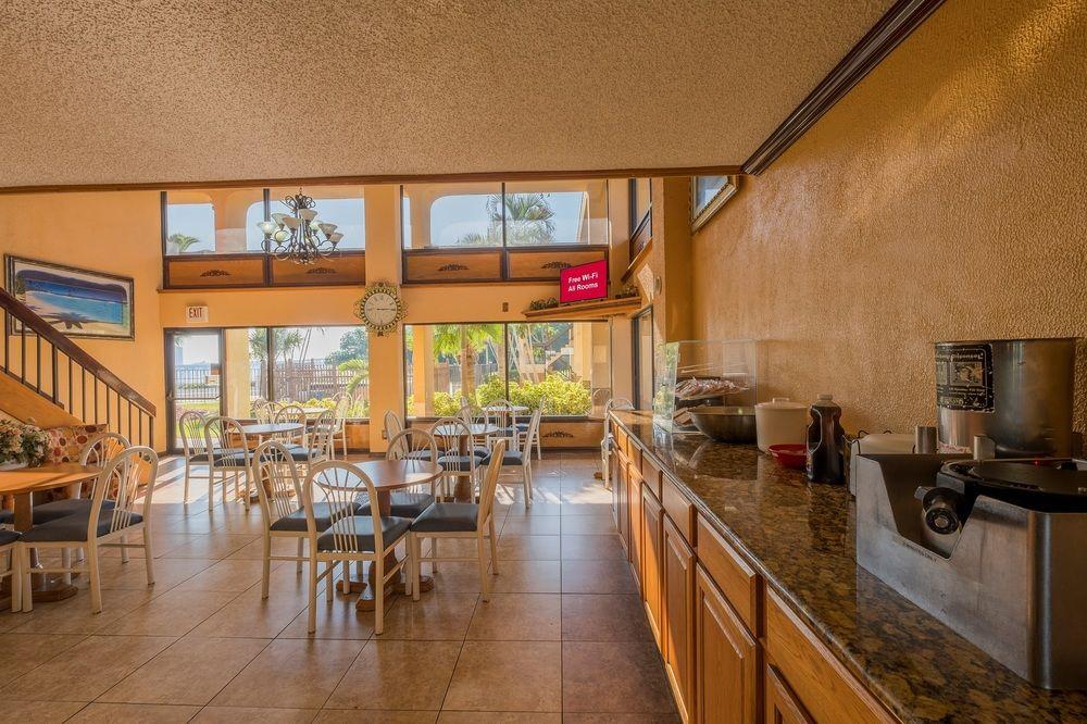 Фото Red Roof Inn Ft Myers