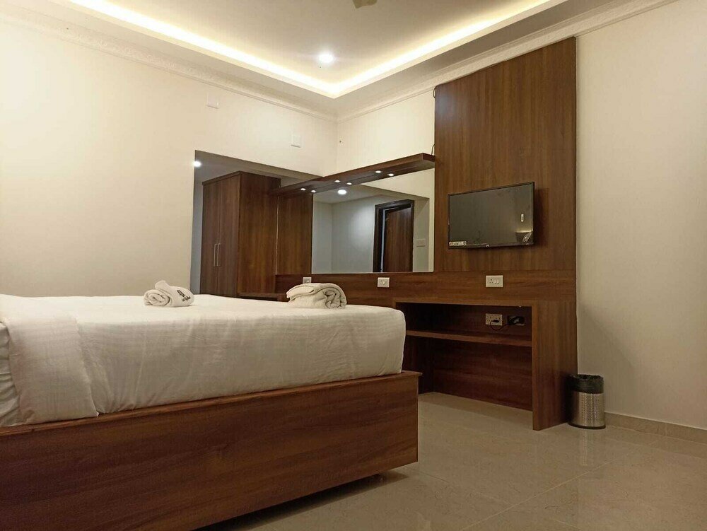 Фото Bandipur Heritage Village Resort