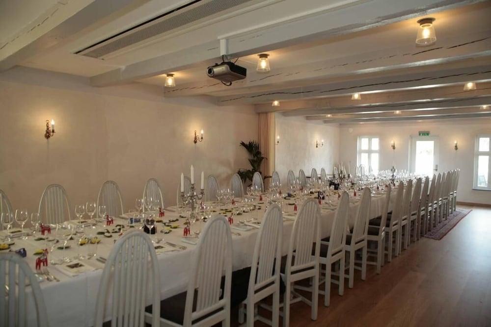 Фото Skanörs Gästgifvaregård