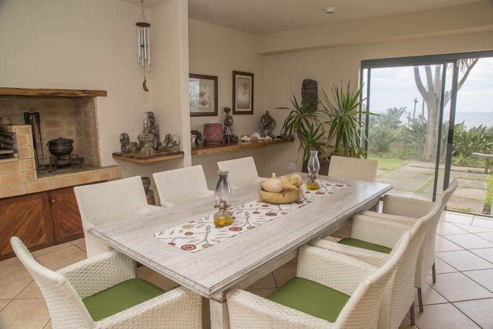 Фото Misty Blue Bed and Breakfast