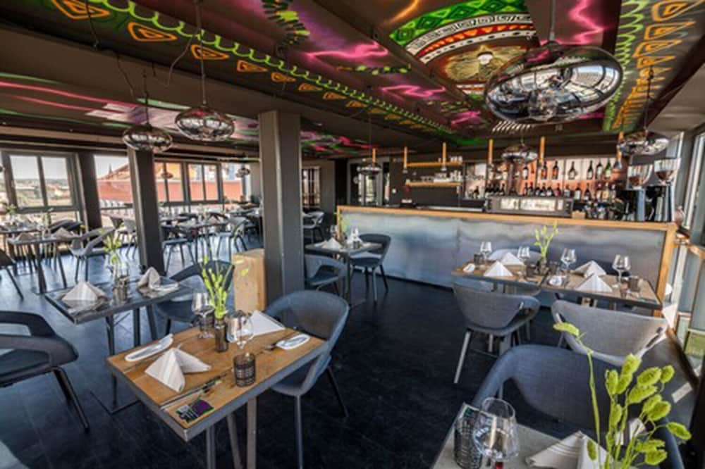 Фото Felix Suiten im Lebendigen Haus am Zwinger