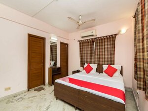 Гостиница Malik Guest House