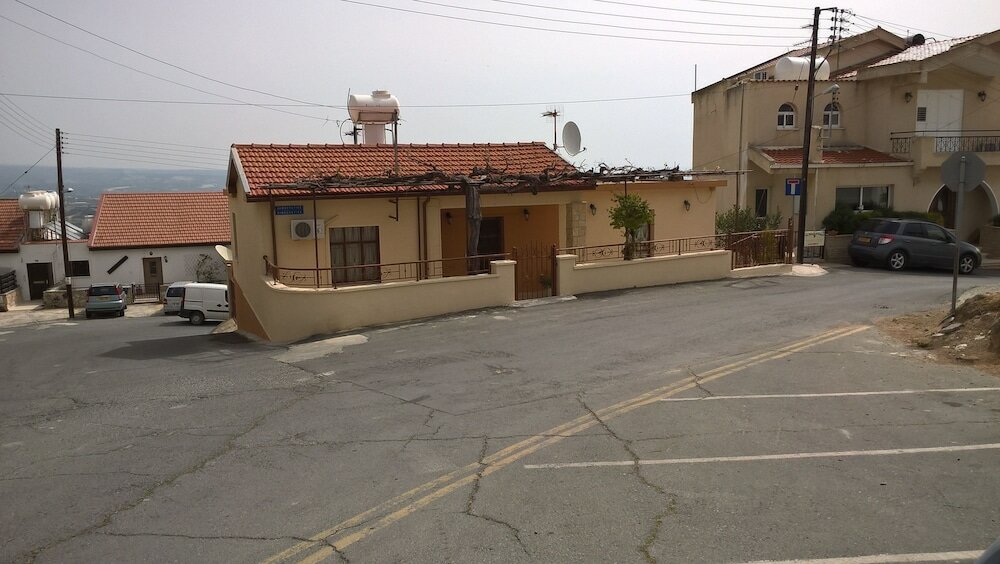 Фото Patriko Village Home