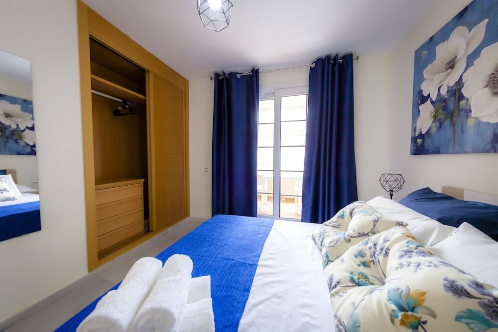 Фото Apartamentos Puerto Almerimar