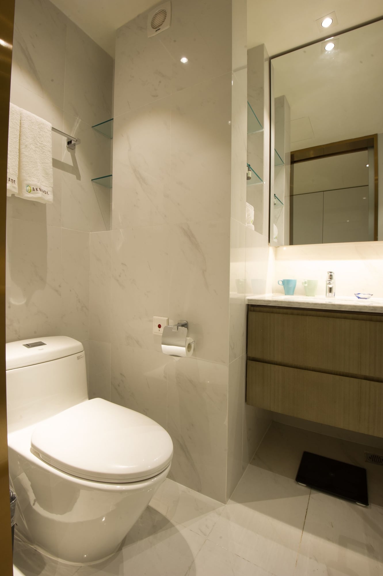 Фото Oakmade International Service Apartment