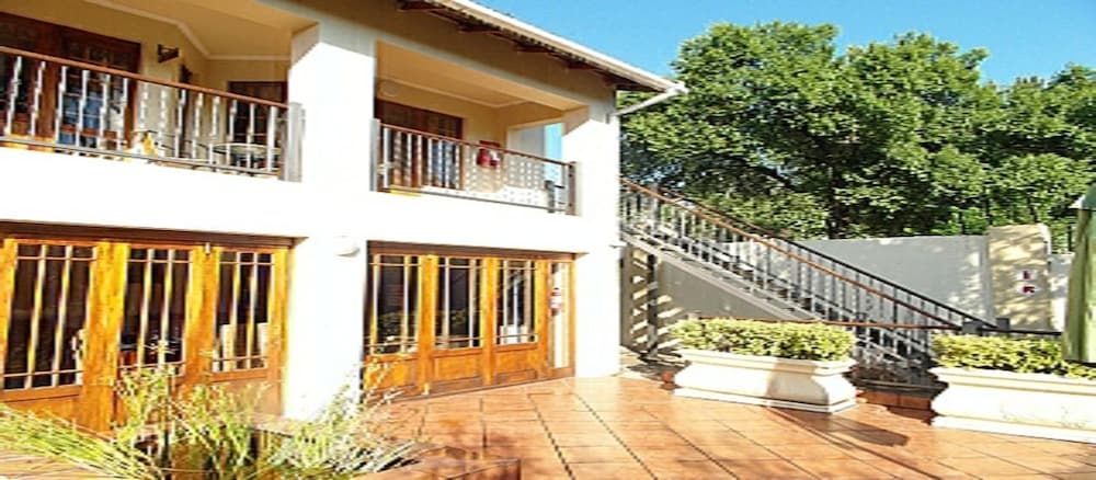 Фото отеля 3